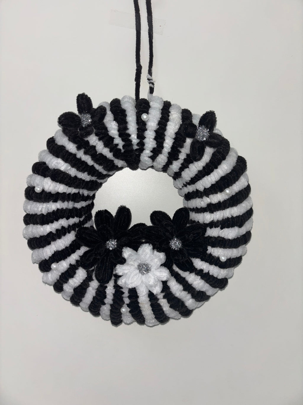 Haustürkranz mit Blumen 🤍🖤